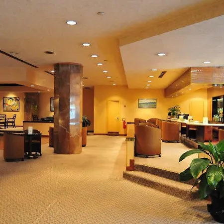 Conference Florentia ホテル 4*
